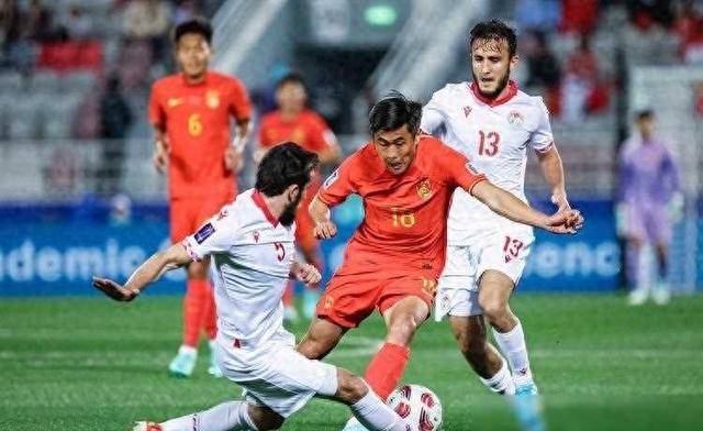 包含国足迎来好消息？22场不败神级教练竞聘？国足能否从此崛起？的词条